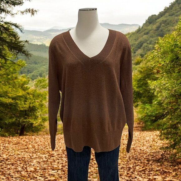 a new day Sweaters - Womens Brown V-Neck Sweater L Recycled Polyester Oversized Sustainable Fall Soft